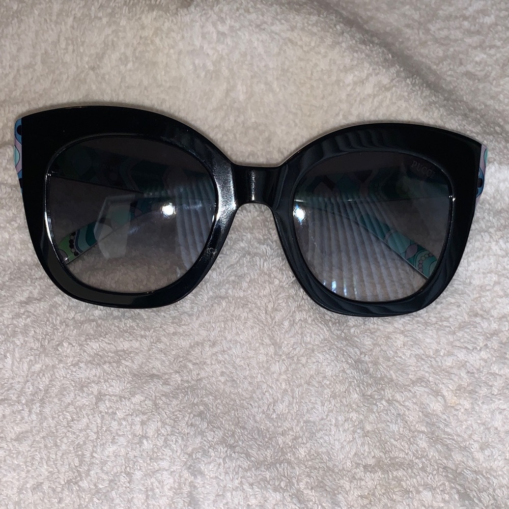Emilio Pucci Black Sunglasses with Patterned Arms